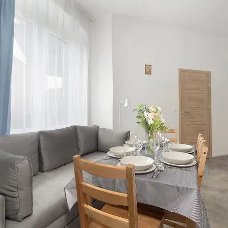 Elegancki Apartament W Poblizu Rynku Poznan Piekary 8A By Heyrent *