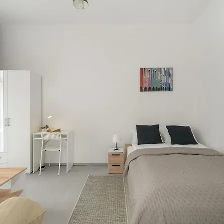 Elegancki Apartament W Poblizu Rynku Poznan Piekary 8A By Heyrent Апартаменты *